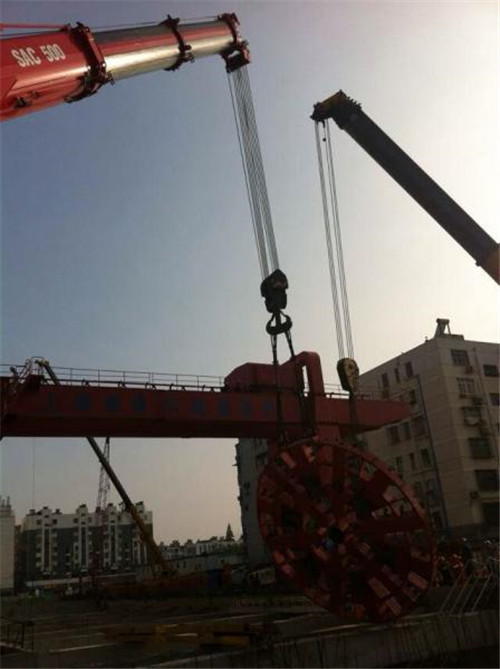 内江市吊车起重机如何安装钢丝绳使用安全?